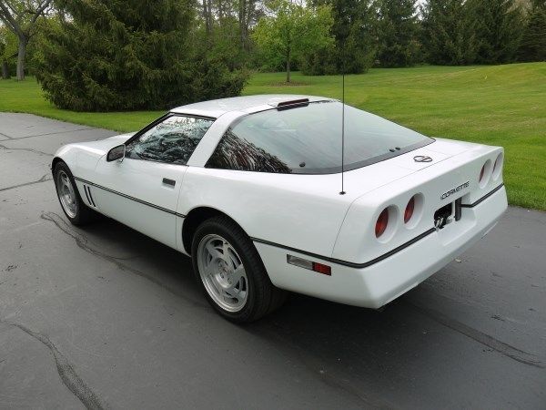 1990 Chevrolet Corvette - photo 6