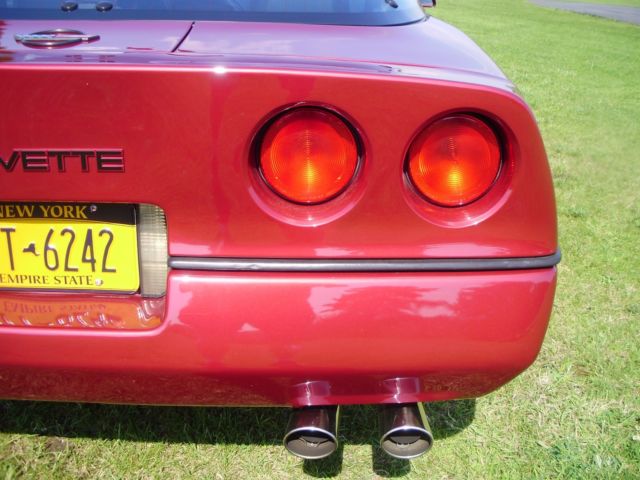 1990 Chevrolet Corvette all black interior - photo 12