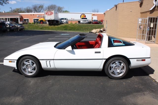 1990 Chevrolet Corvette - photo 6