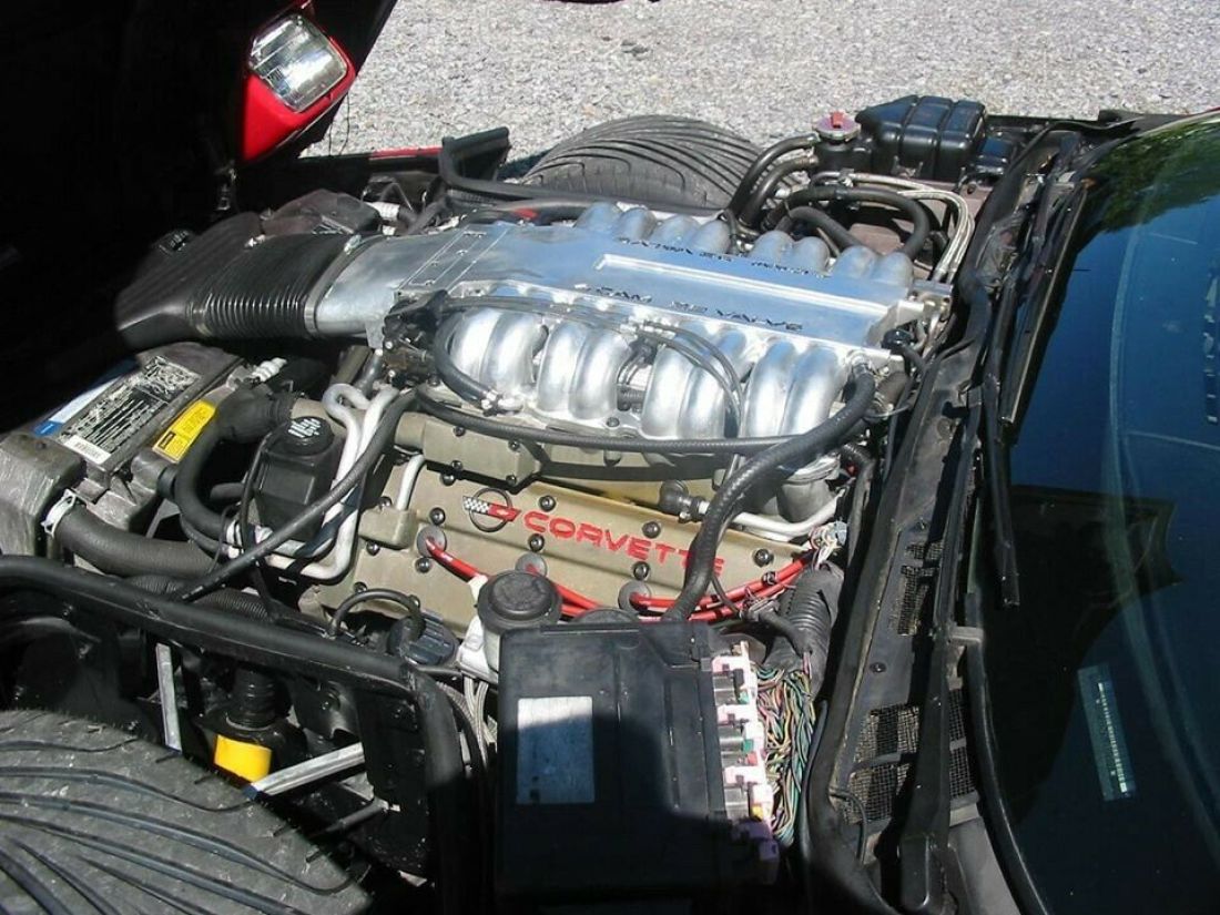1990 Chevrolet Corvette Corvette Coupe - photo 6