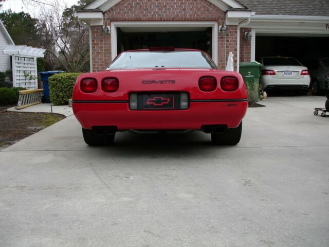 1990 Chevrolet Corvette ZR-1 - photo 3