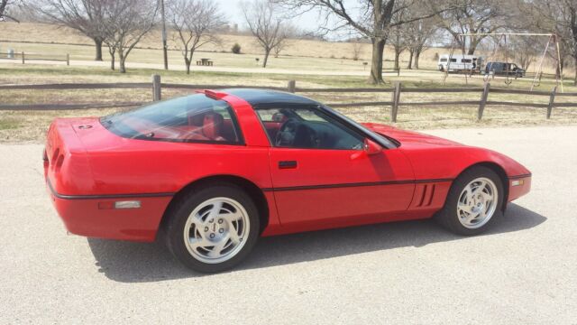 1990 Chevrolet Corvette ZR-1 - photo 6