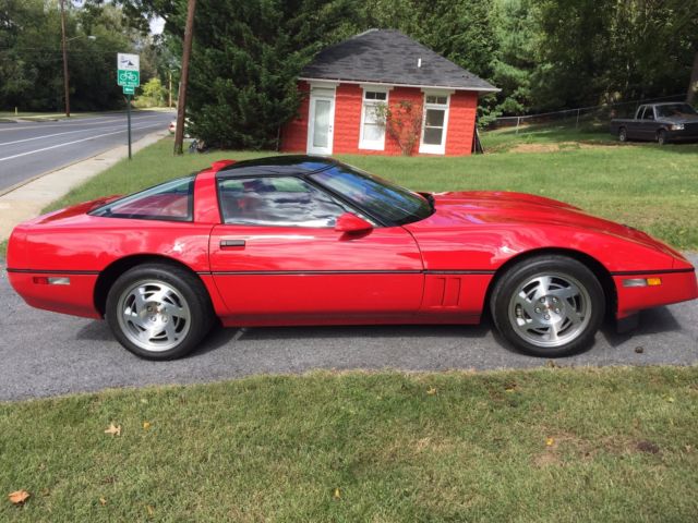 1990 Chevrolet Corvette ZR-1 - photo 2