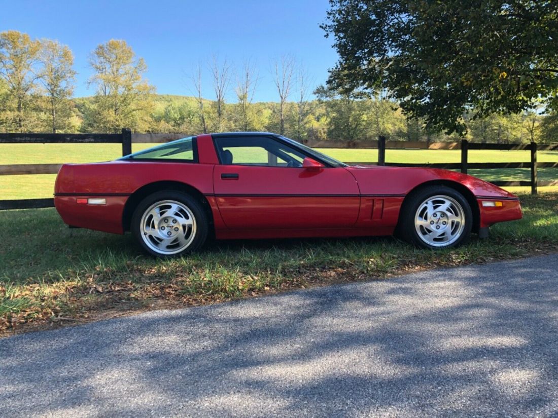 1990 corvette ZR1, less then 6000 miles 1990 Chevrolet Corvette