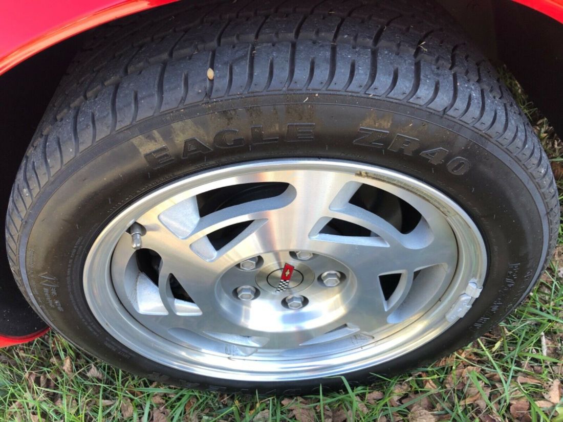 1990 Chevrolet Corvette - photo 5