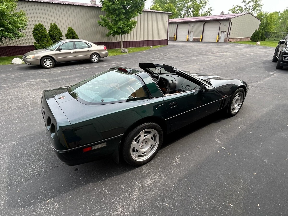 1990 Chevrolet Corvette ZR-1 - photo 3