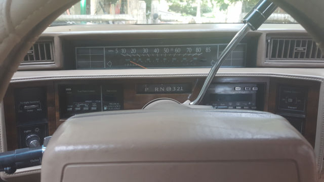 1990 Cadillac DeVille - photo 11