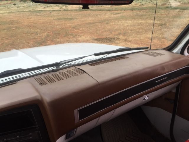 1990 Chevrolet C/K Pickup 3500 - photo 10