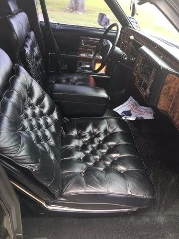 1990 Cadillac Brougham D'elegance Cadillac Brougham Sedan - photo 5