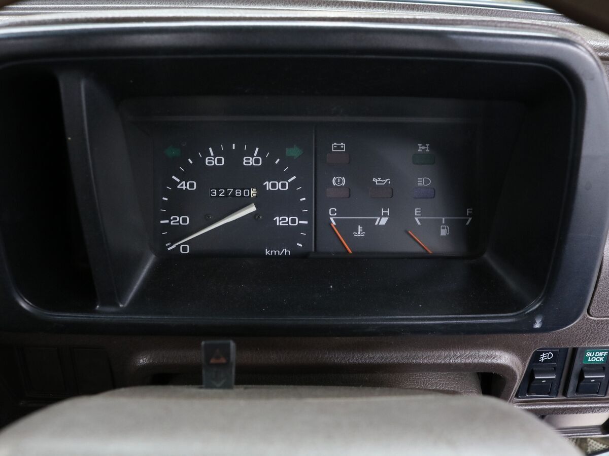 1990 Daihatsu HiJet Dump Bed - photo 12