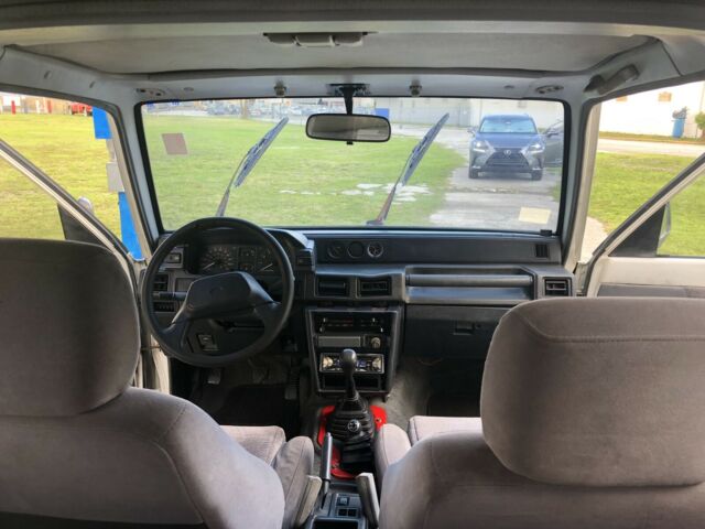 1990 Daihatsu Rocky SX - photo 10