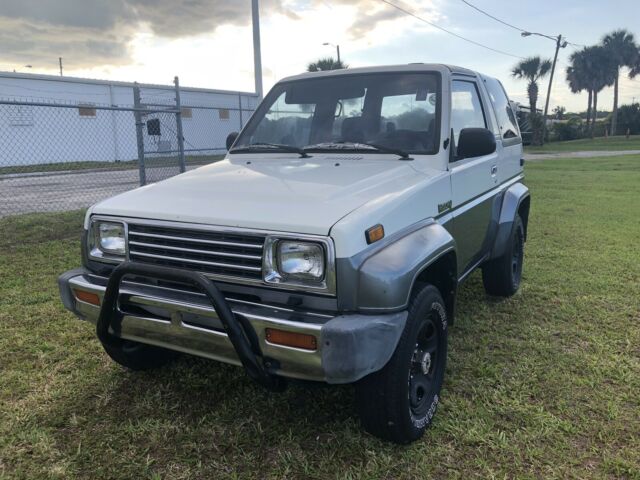 1990 Daihatsu Rocky SX - photo 3