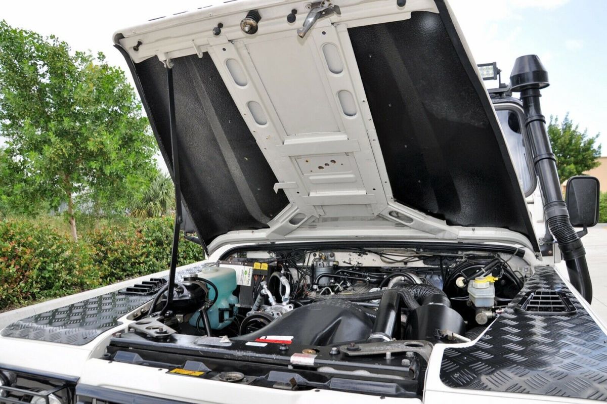 1990 Land Rover Defender - photo 10