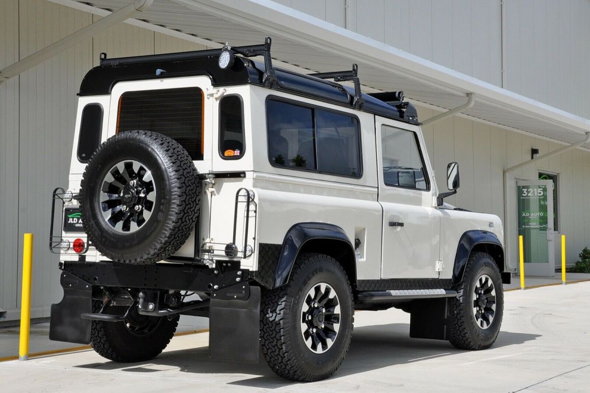 1990 Land Rover Defender - photo 6