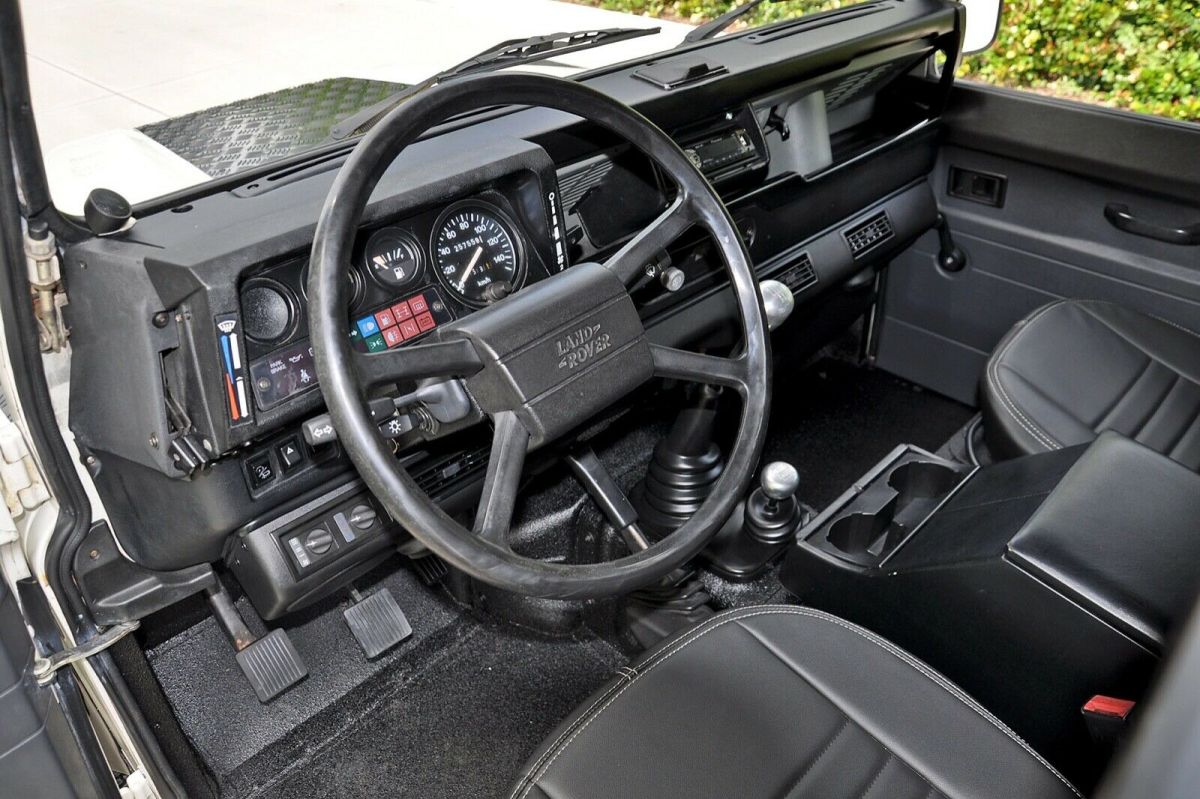 1990 Land Rover Defender - photo 9