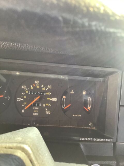 1990 Volvo 240 DL - photo 10