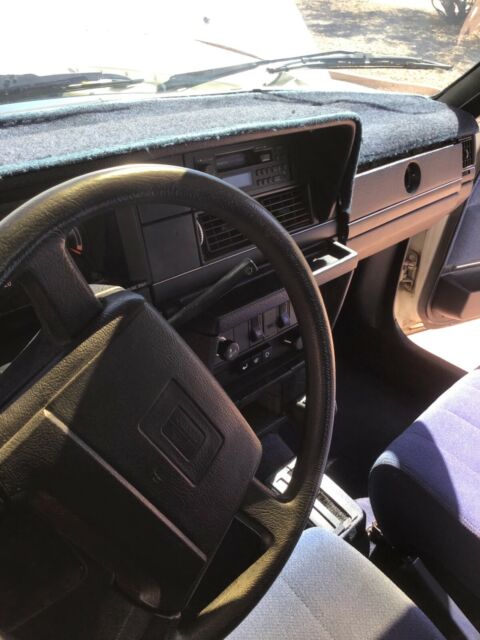 1990 Volvo 240 DL - photo 12