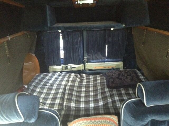 1990 Dodge B250 - photo 10