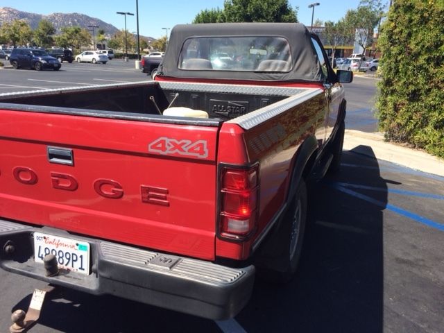 1990 Dodge Dakota - photo 6