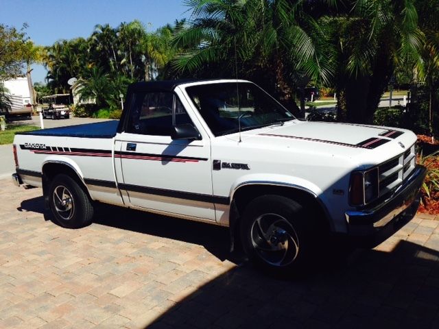 1990 Dodge Dakota - photo 2