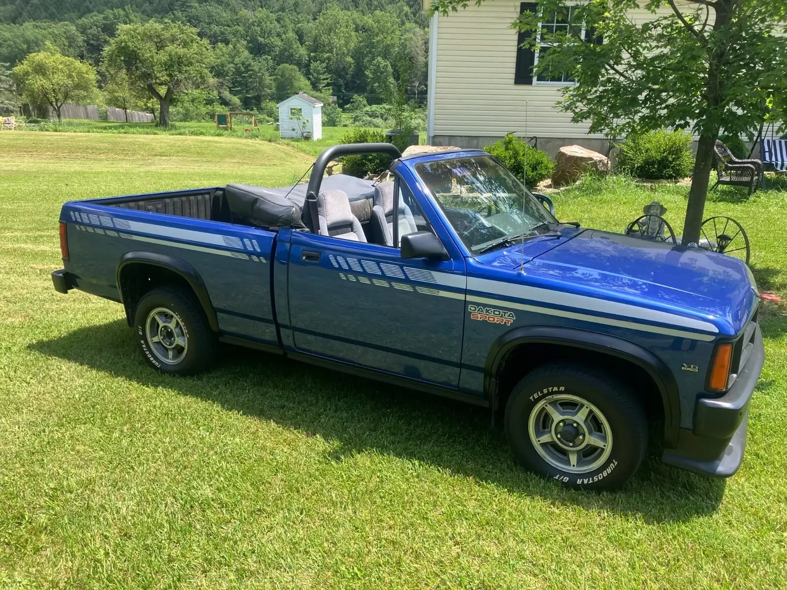 1990 Dodge Dakota (PENDING) 1990 Dodge Dakota SPORT