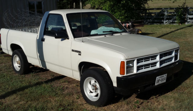1990 Dodge Dakota - photo 2