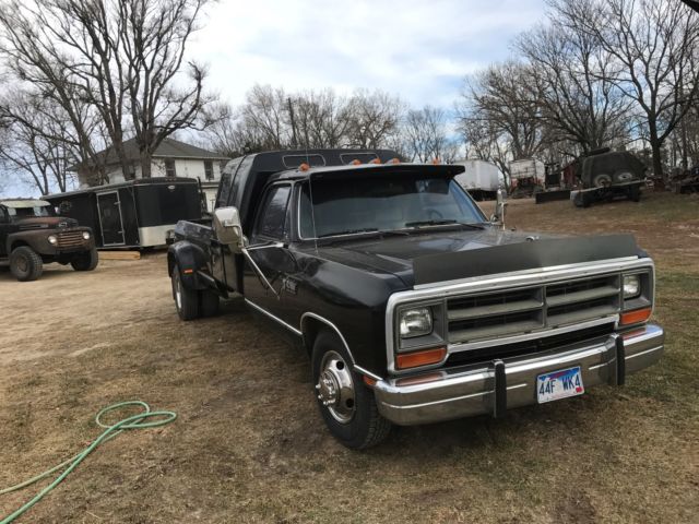 1990 Dodge Dually D350 One Ton 5.9 Cummins DIESEL W/Sleeper 2 wheel drive 1990 Dodge Other Pickups