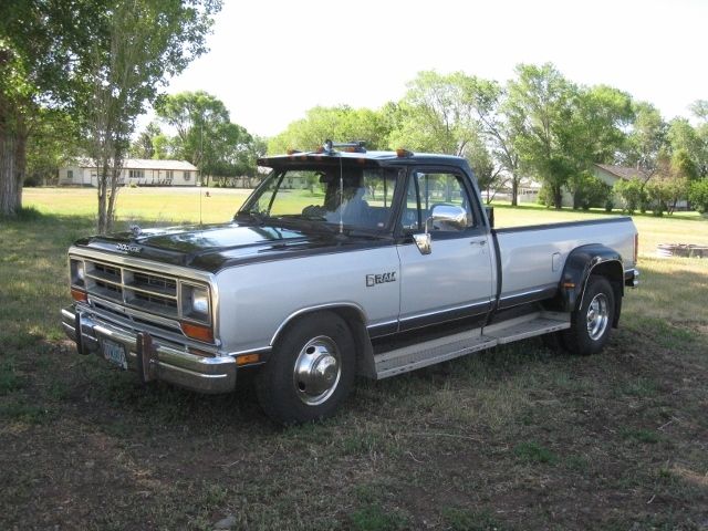 1990 Dodge LE 350 Turbo Diesel Dually Pickup! 1990 Dodge LE 350
