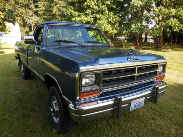 1990 Dodge Ram 2500 LE - photo 2