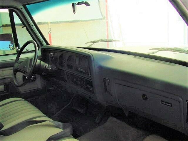1990 Dodge Other Pickups Short Bed D150 - photo 7