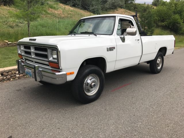 1990 Dodge Ram 2500 D250 - photo 2