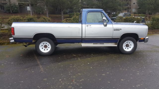 1990 Dodge Ram 2500 Base Standard Cab Pickup 2-Door - photo 3