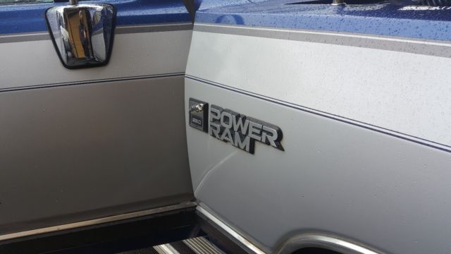 1990 Dodge Ram 2500 Base Standard Cab Pickup 2-Door - photo 6