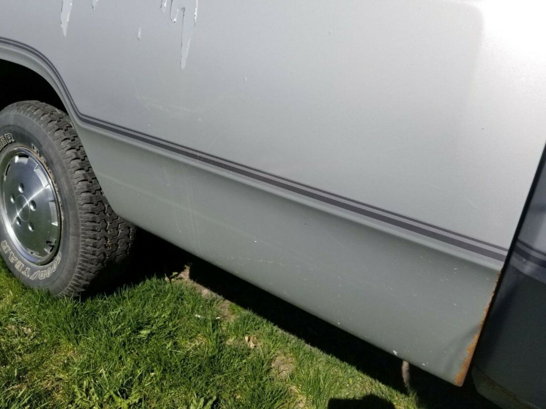 1990 Dodge Ram 1500 - photo 10
