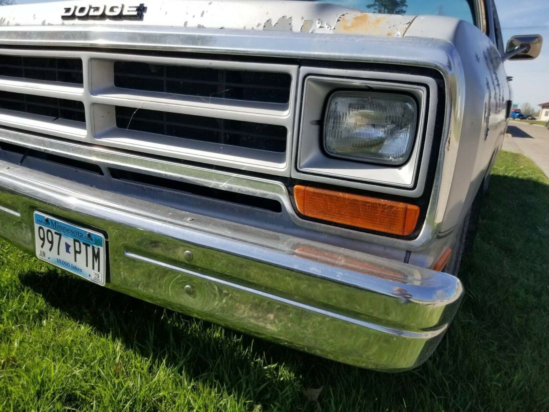 1990 Dodge Ram 1500 - photo 5
