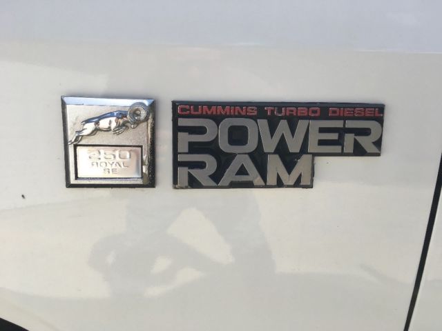 1990 Dodge Ram 2500 - photo 8