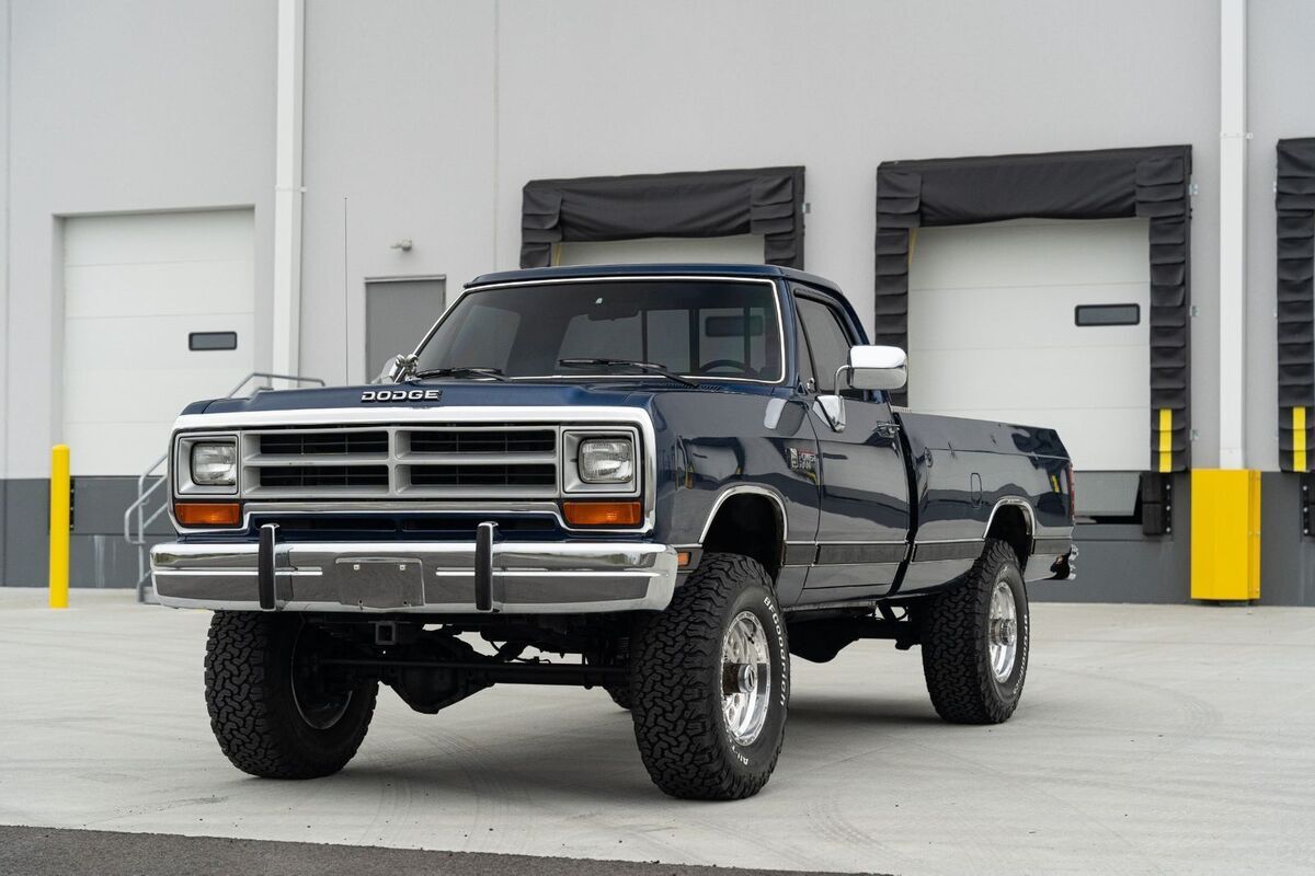 1990 Dodge RAM 250 Base - photo 4