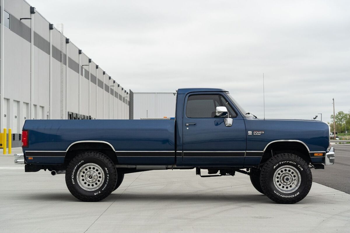 1990 Dodge RAM 250 Base - photo 8