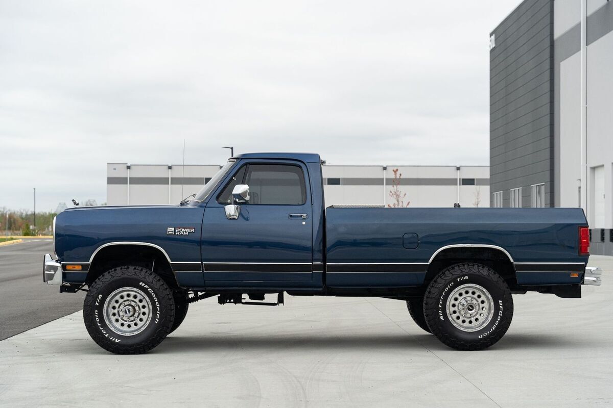 1990 Dodge RAM 250 Base - photo 9