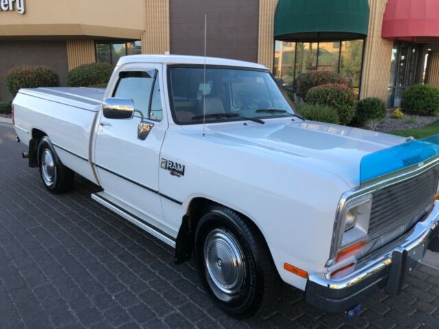 1990 Dodge Ram 2500 - photo 5
