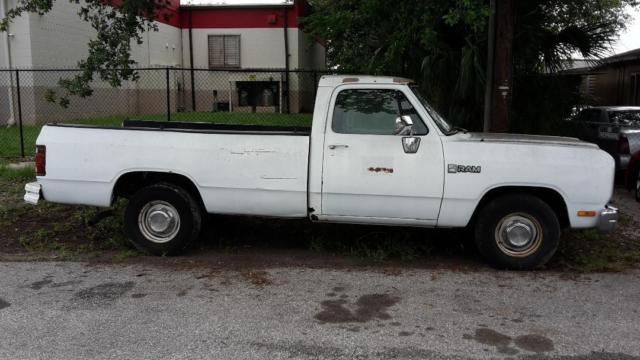 1990 Chevrolet Other Pickups - photo 3