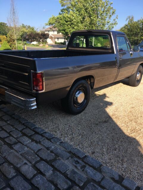 1990 Dodge Ram 2500 - photo 6