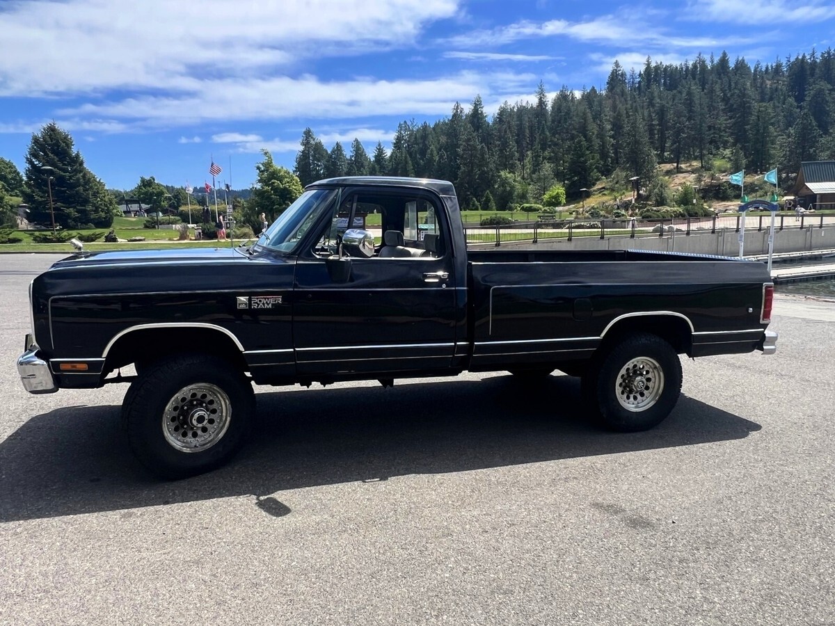1990 Dodge Other Pickups 5.9L Cummins Diesel 4WD LE 250 Power Ram 148k Daily Rig - photo 4