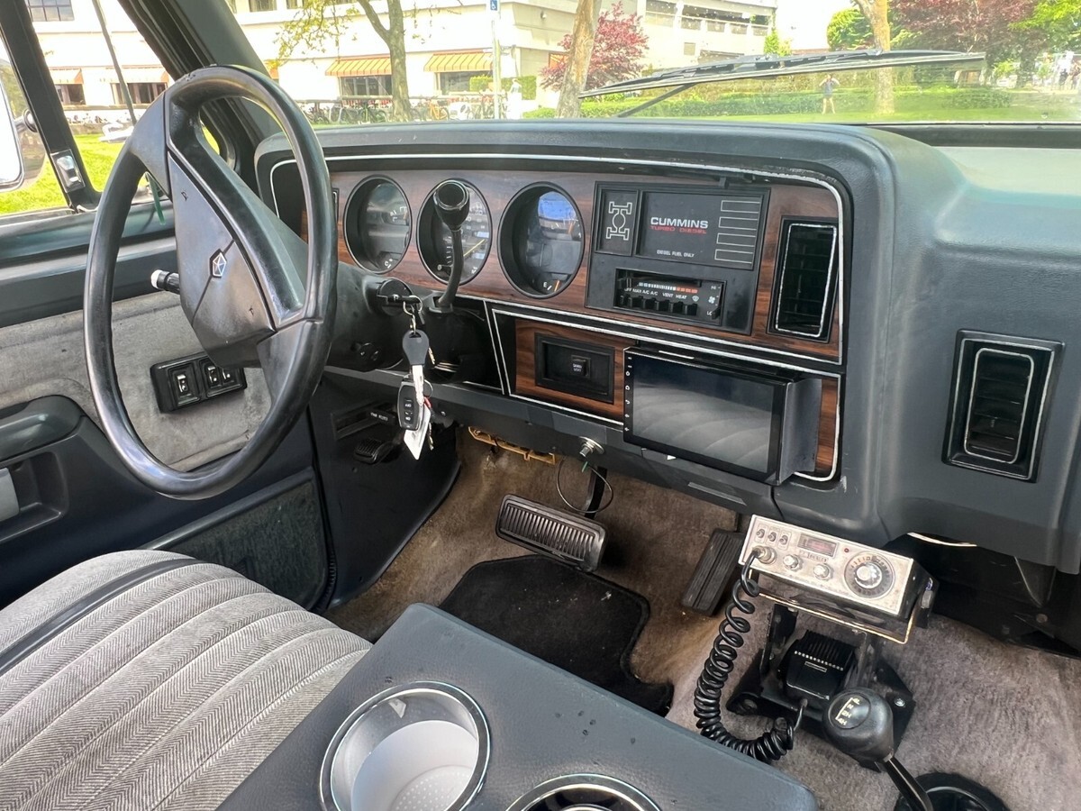 1990 Dodge Other Pickups 5.9L Cummins Diesel 4WD LE 250 Power Ram 148k Daily Rig - photo 9