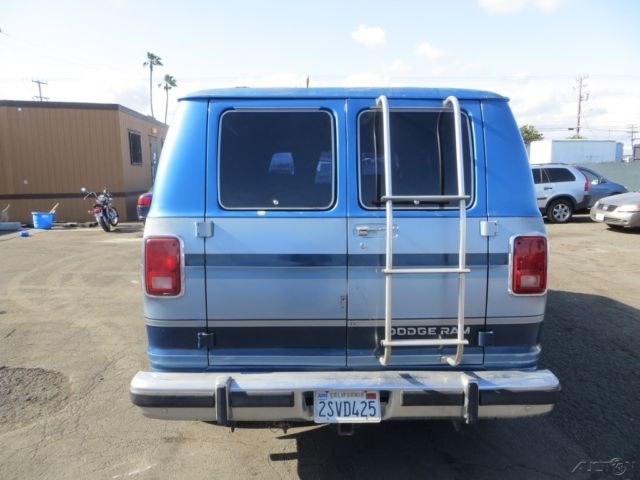1990 Dodge Ram Van B250 - photo 4