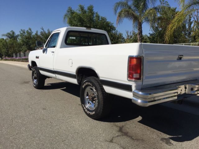 1990 Dodge Other Pickups - photo 4