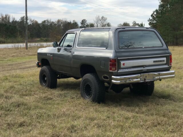 1990 Dodge Ramcharger - photo 3
