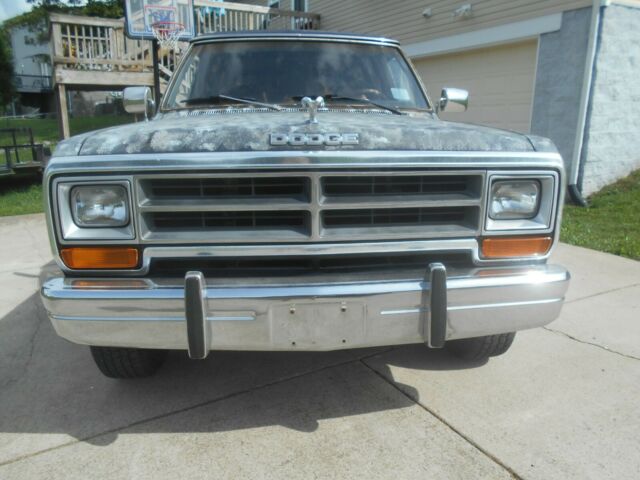 1990 Dodge Ramcharger LE Hard to find 1990 Dodge Ramcharger LE