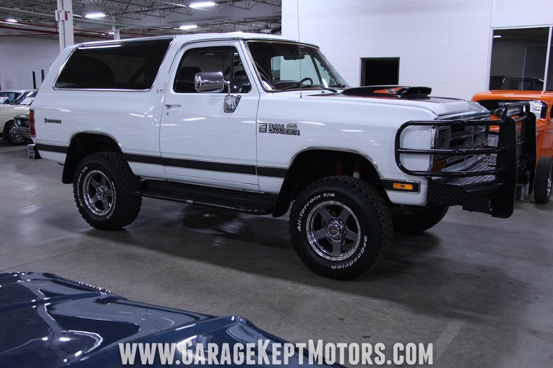 1990 Dodge Ramcharger LE - photo 9