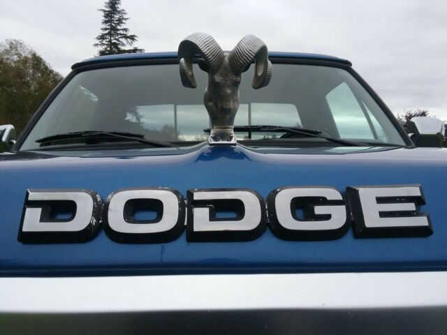 1990 Dodge Ram 2500 - photo 11